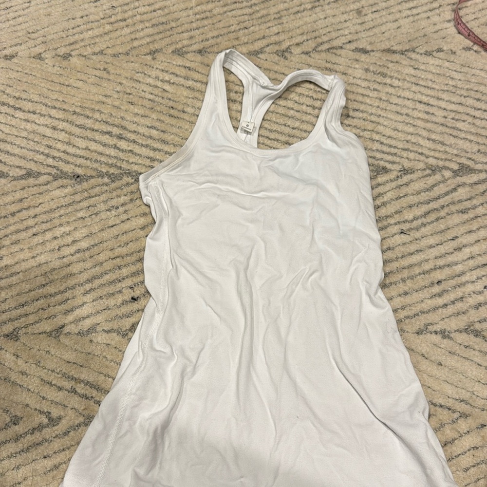 Lululemon size 4 white tank